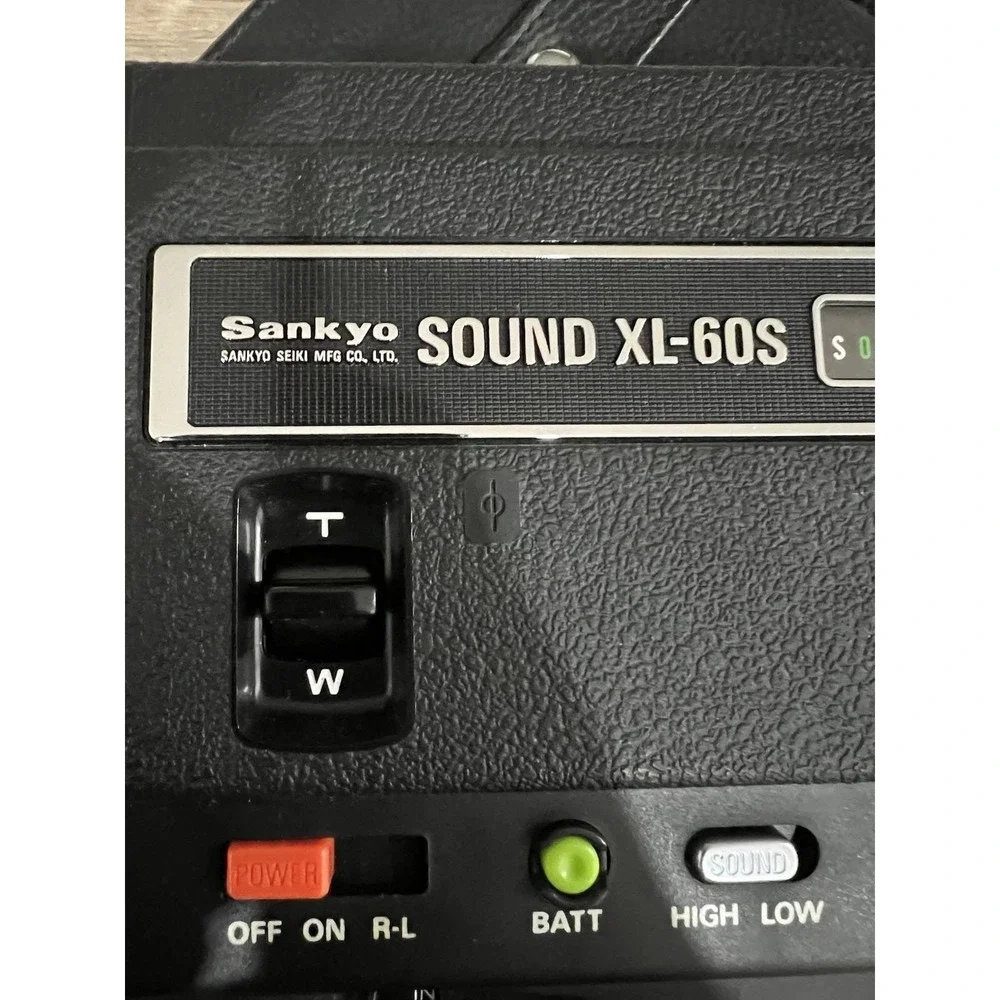 Sankyo Sound XL-60S Vintage 8mm Movie Camera w Case & Accessories untested